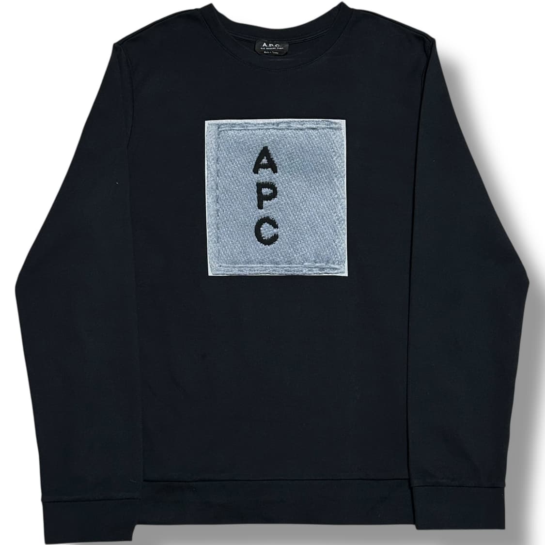 A.P.C 19fw 로고 네이비 맨투맨 상품이미지1