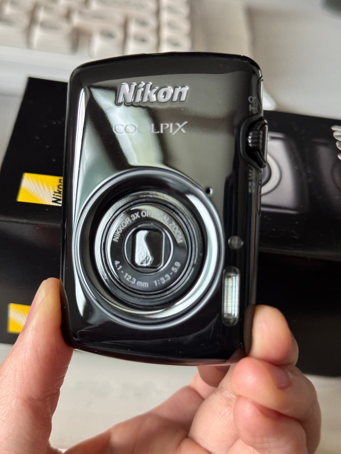 니콘 s01 미사용품 팝니다 풀박스 - 블랙 상품이미지1