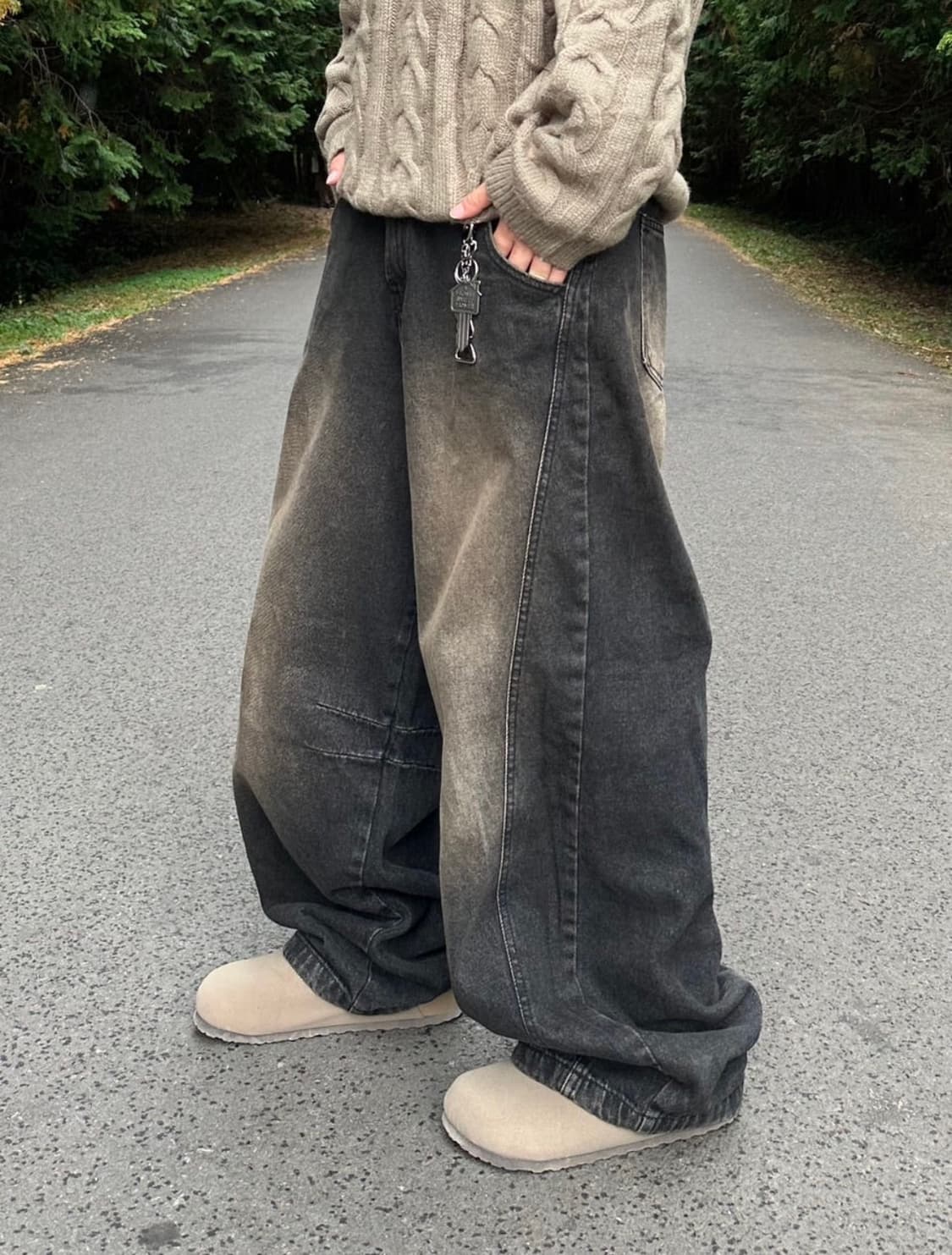 단스튜디오 클로저 워싱 절개 데님 팬츠 흑청 판매 상품이미지1