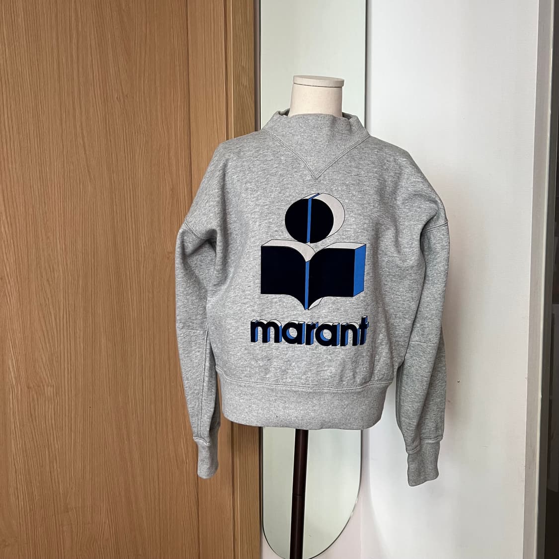 이자벨마랑 모비 맨투맨 38사이즈 상태A 상품이미지1