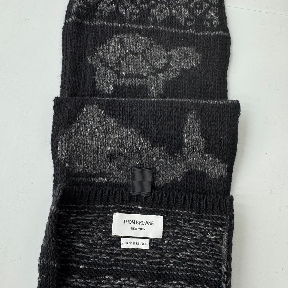 톰브라운 머플러 상품이미지2