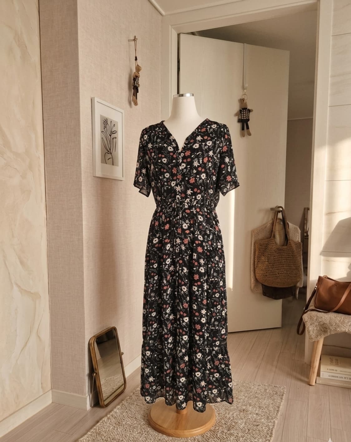 써스데이아일랜드(T.I) 플라워 패턴 롱 원피스 (상태 최상) 상품이미지1