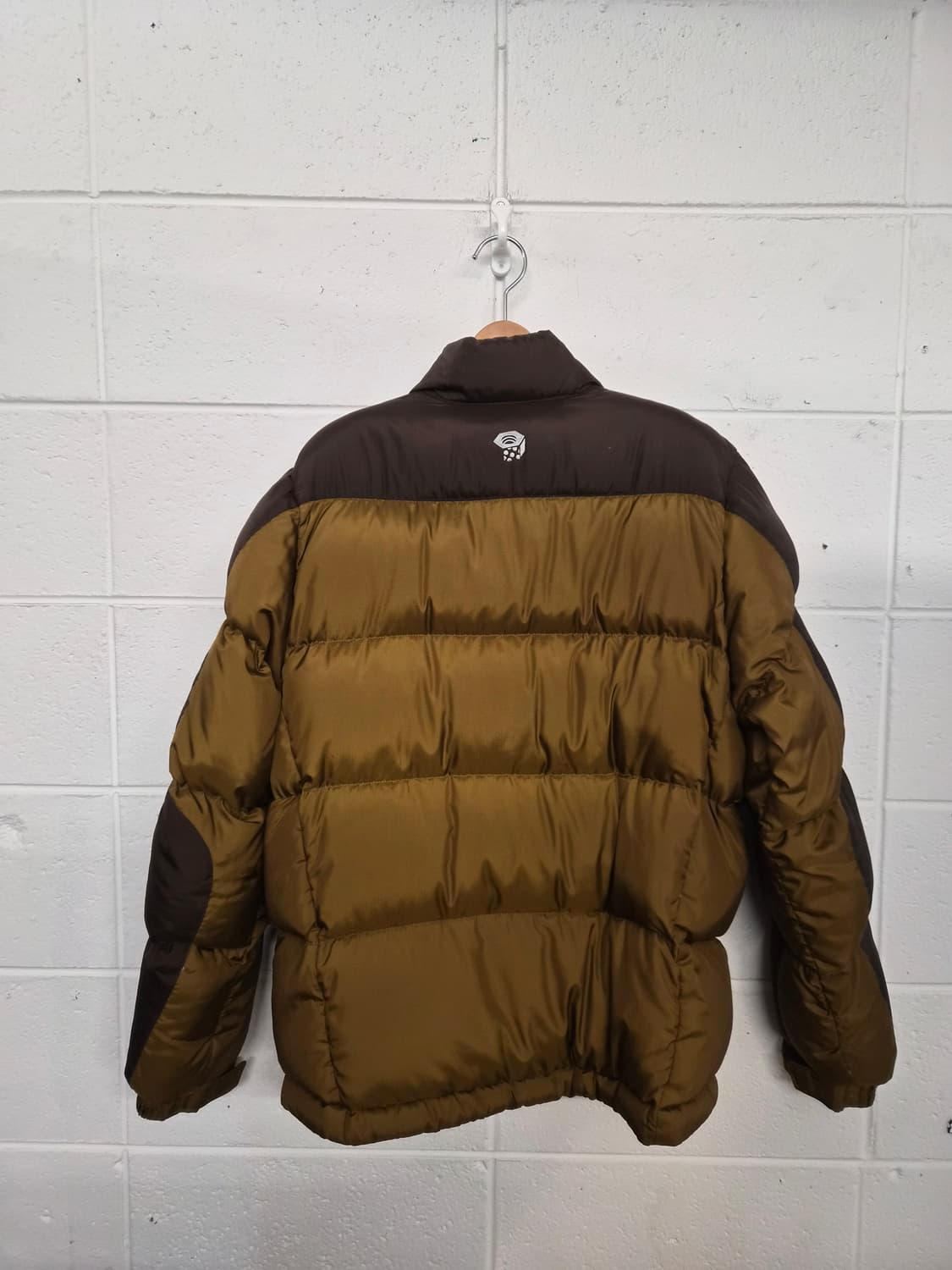 S) 마운틴 하드웨어 구스다운 패딩 팝니다 상품이미지2