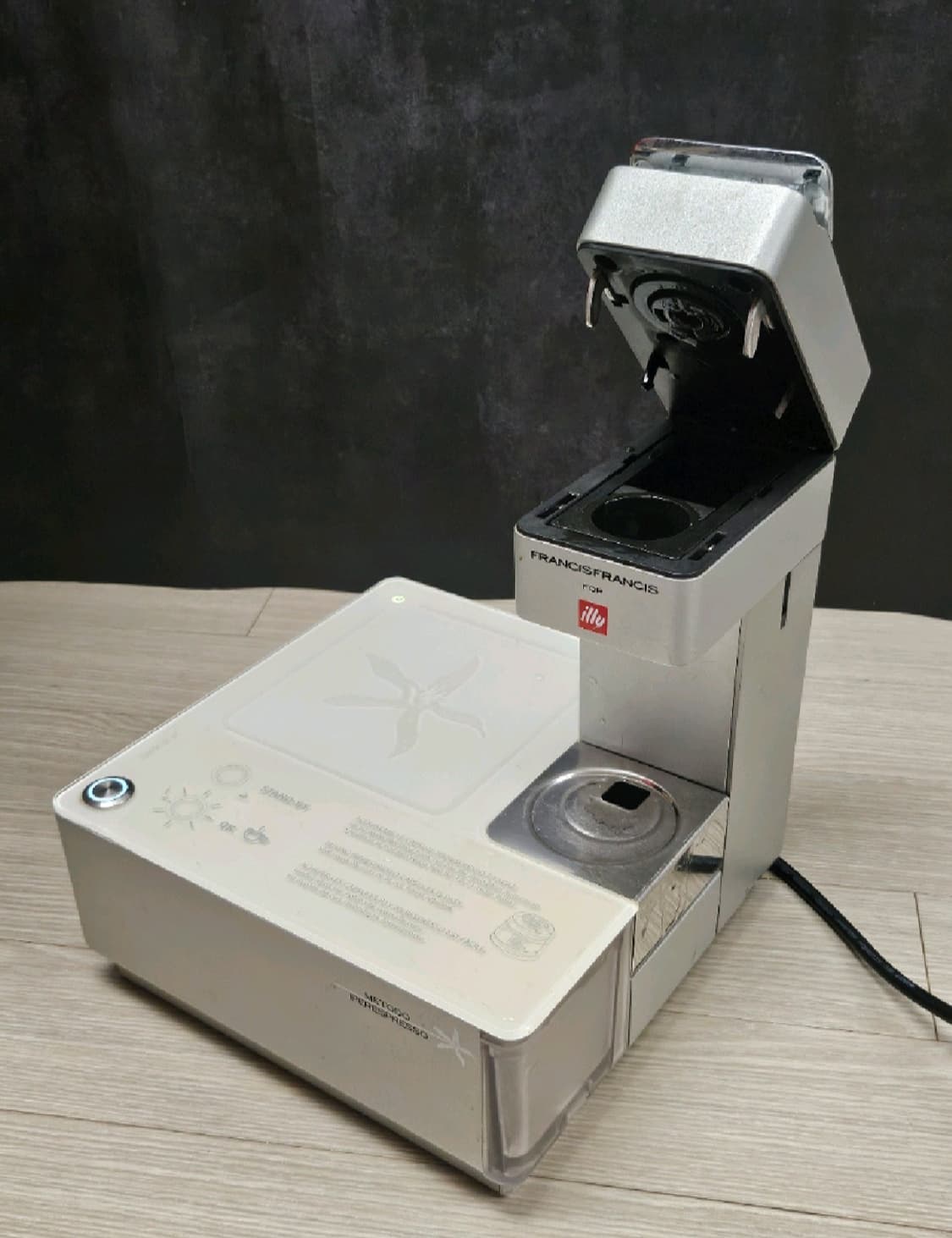 (정가 60만원대) 일리 illy 프란시스프란시스 Y1 캡슐감성커피머신 상품이미지1