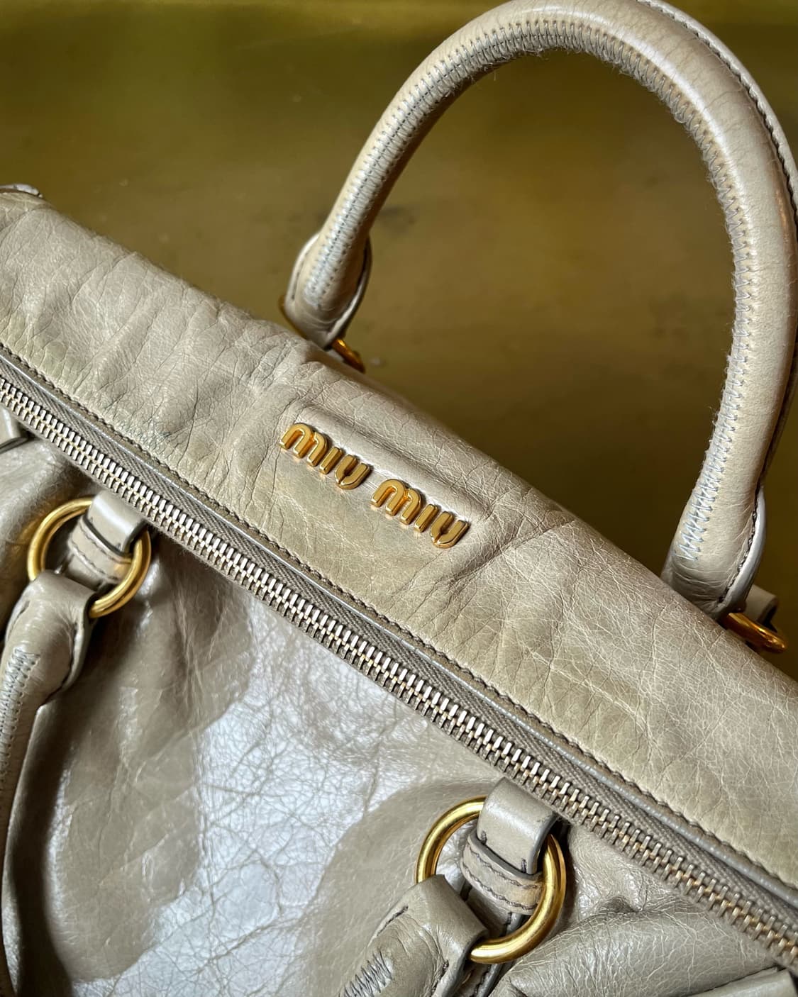 2000s MIU MIU Vitello Shine Ribbon Bag 상품이미지4