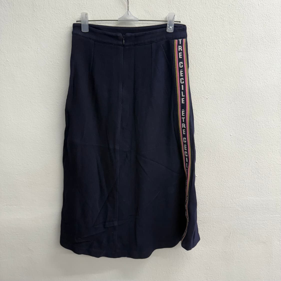 에트레세실 네이비 레이온 스커트 상품이미지4