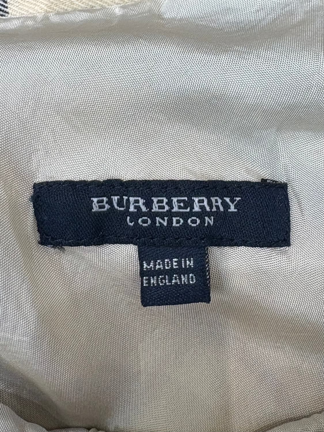 버버리 미디 스커트 상품이미지9