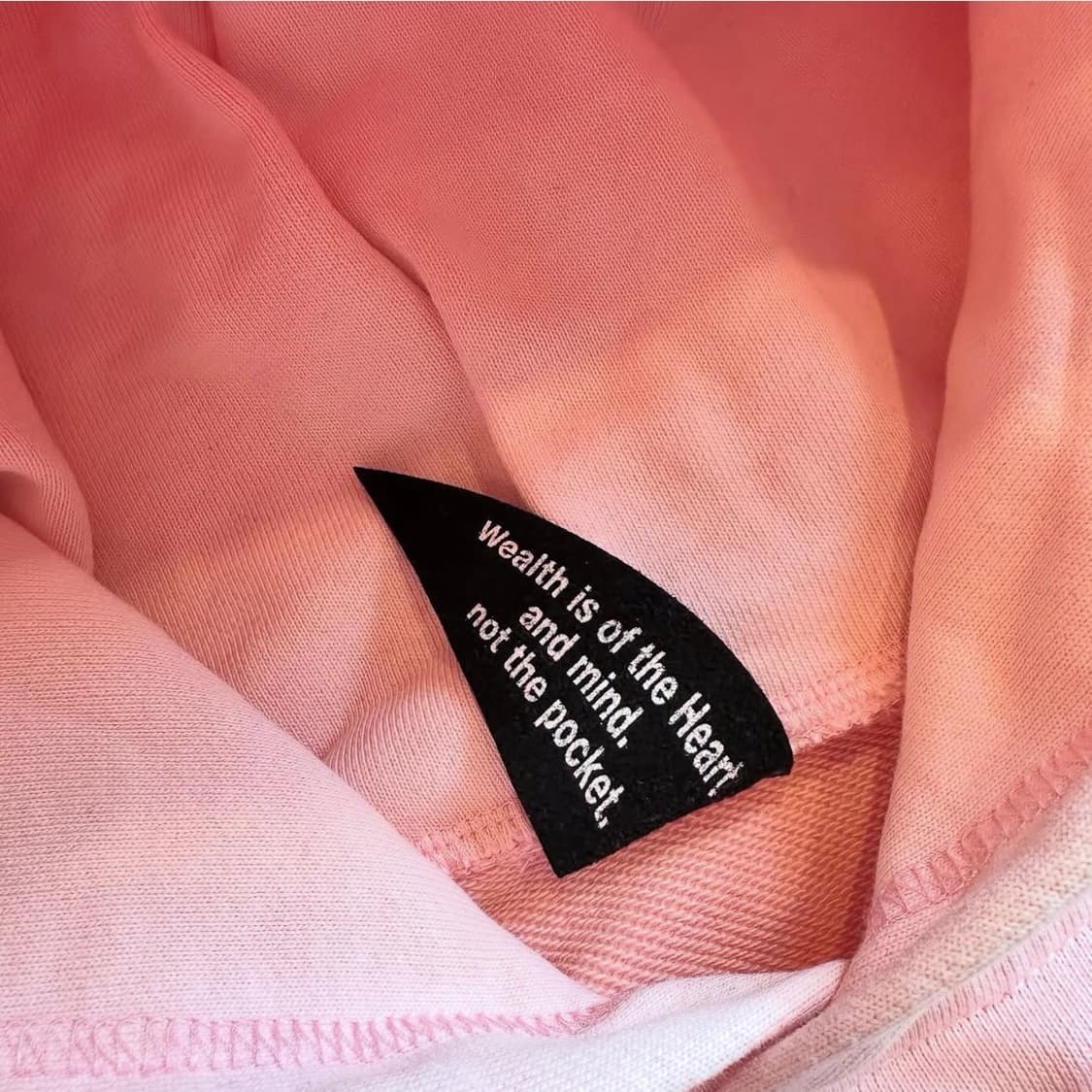 비비씨 x 일리야 구브쉬노프 콜라보 후드스웻 상품이미지8