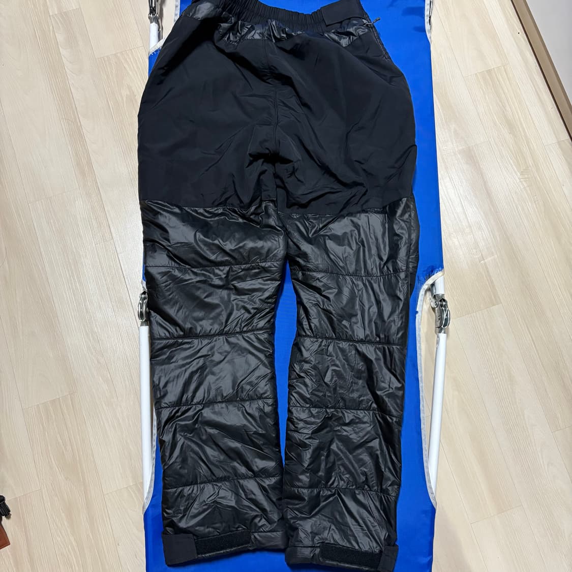 마운틴하드웨어 패딩 팬츠 바지 상품이미지3