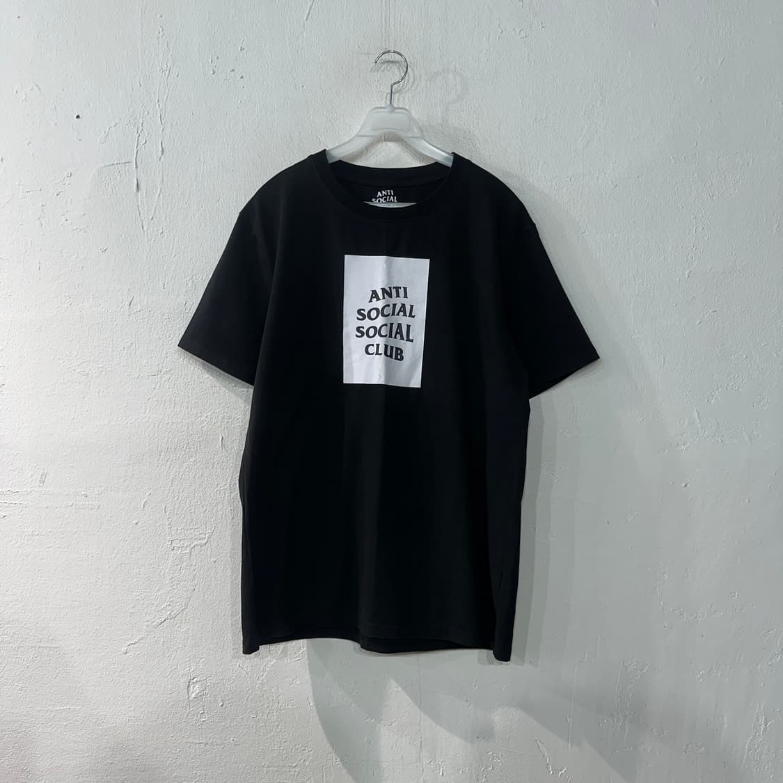 안티소셜소셜클럽 반팔티 M 상품이미지1
