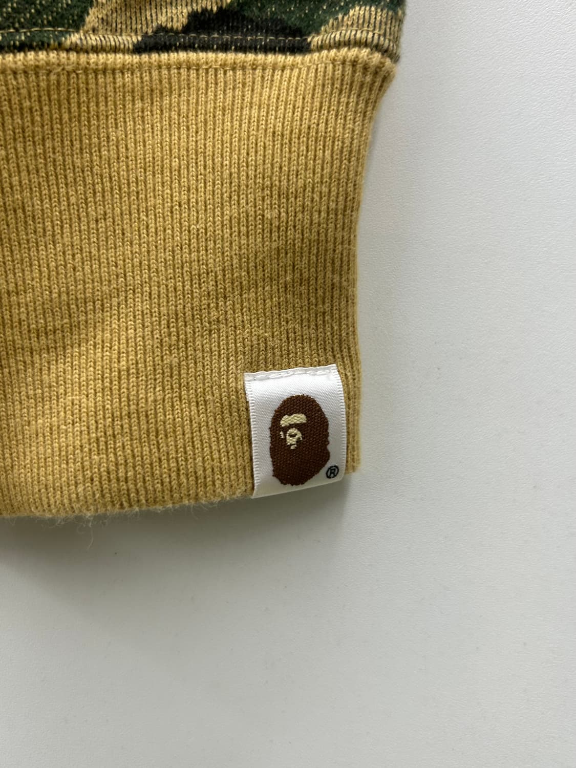 A BATHING APE 베이프 녹계 밀리터리 맨투맨 상품이미지4