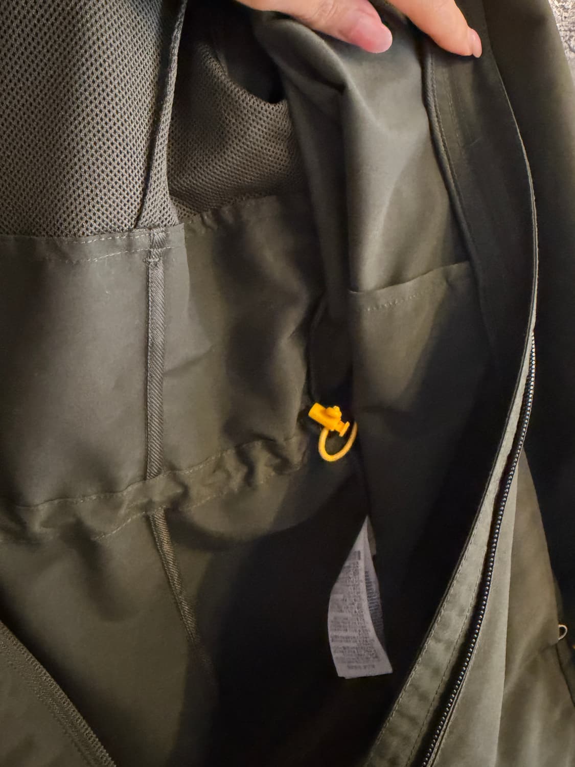 네파 딥카키 바람막이 자켓 105 상품이미지7