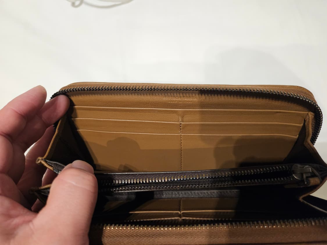 보테가 베네타 브라운 장지갑 상품이미지6