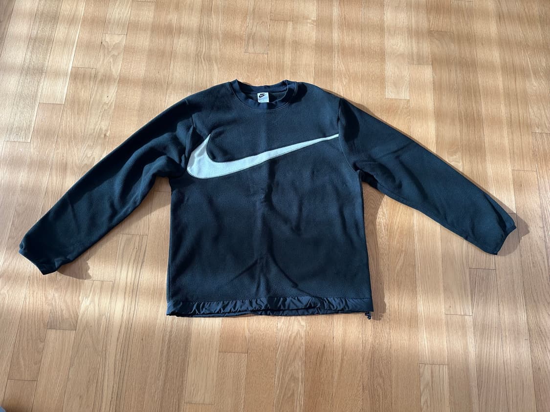 나이키 스우시 맨투맨 블랙 색상 L 상품이미지1