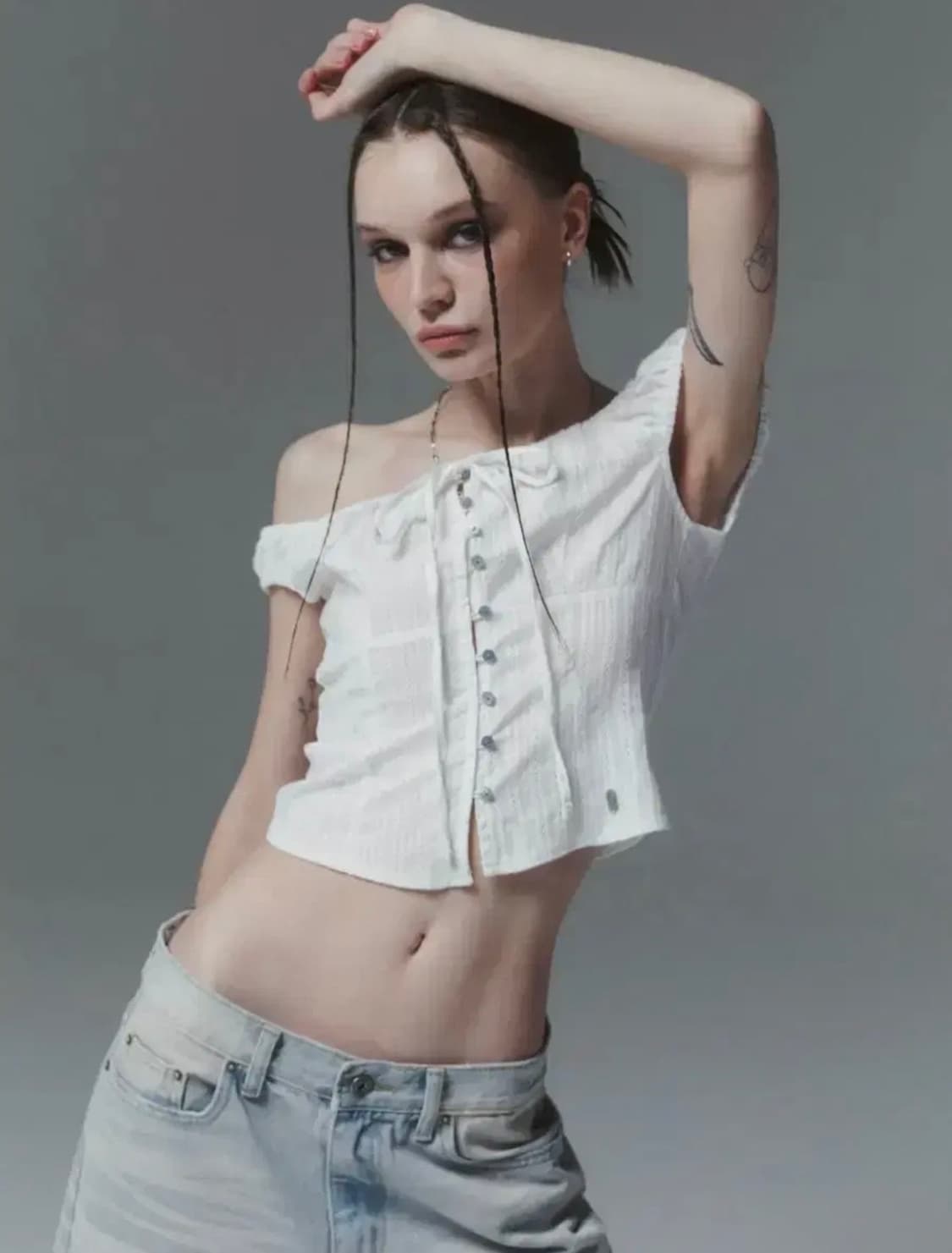 이네기 블라우스 Faye Strap Blouse (ivory) 상품이미지2