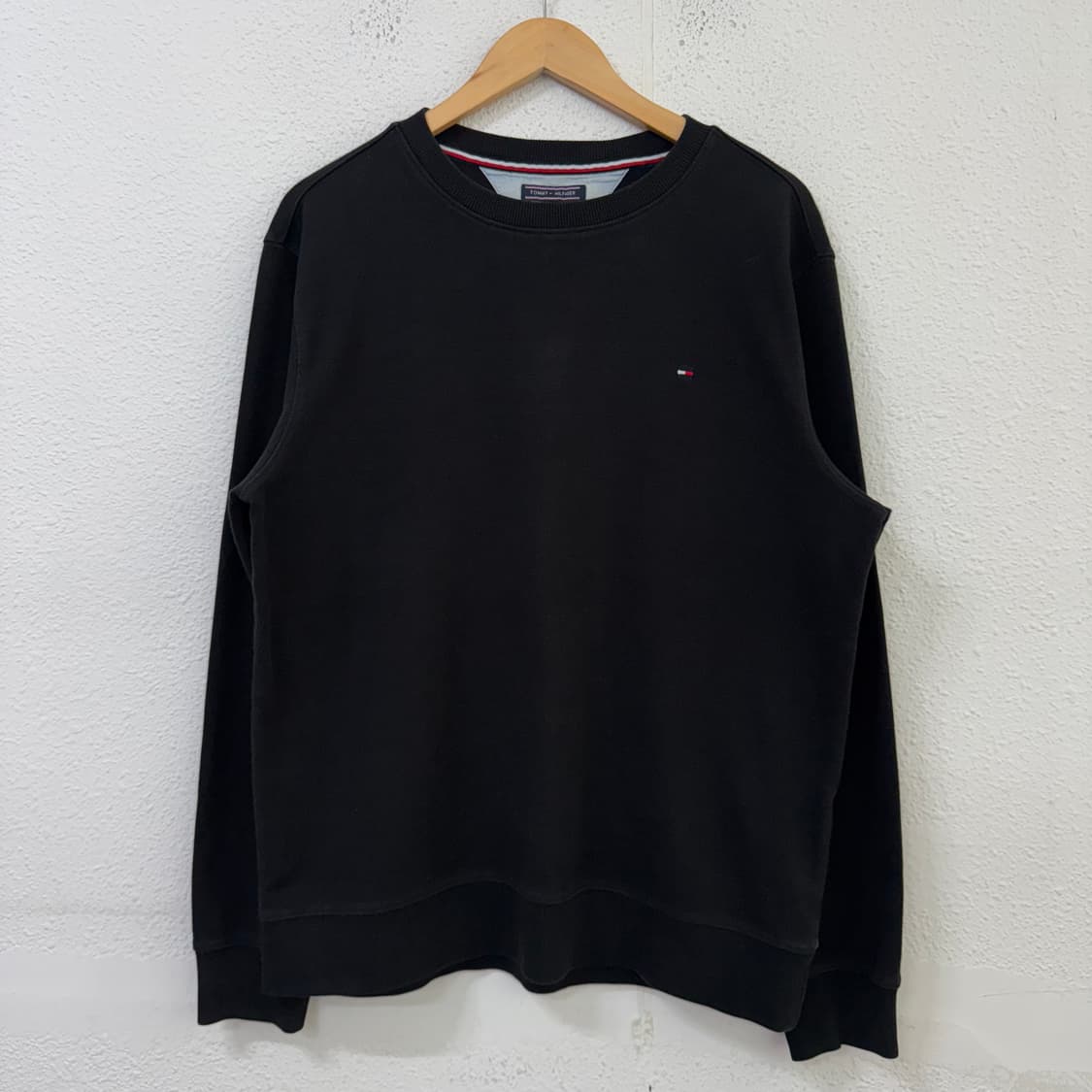 [XL] 타미힐피거 크루넥 스웨트셔츠 맨투맨 블랙 1824 상품이미지1