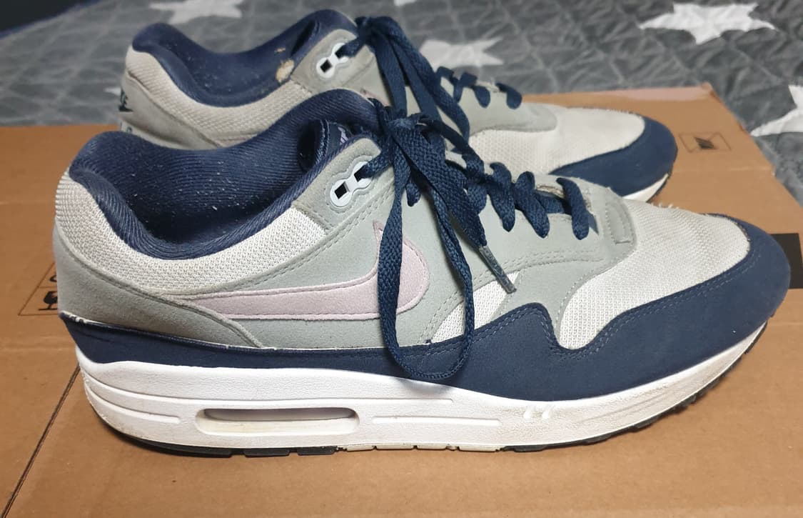 나이키 에어맥스1 풋볼 그레이 라일락 블룸 스니커즈 (280) 상품이미지1