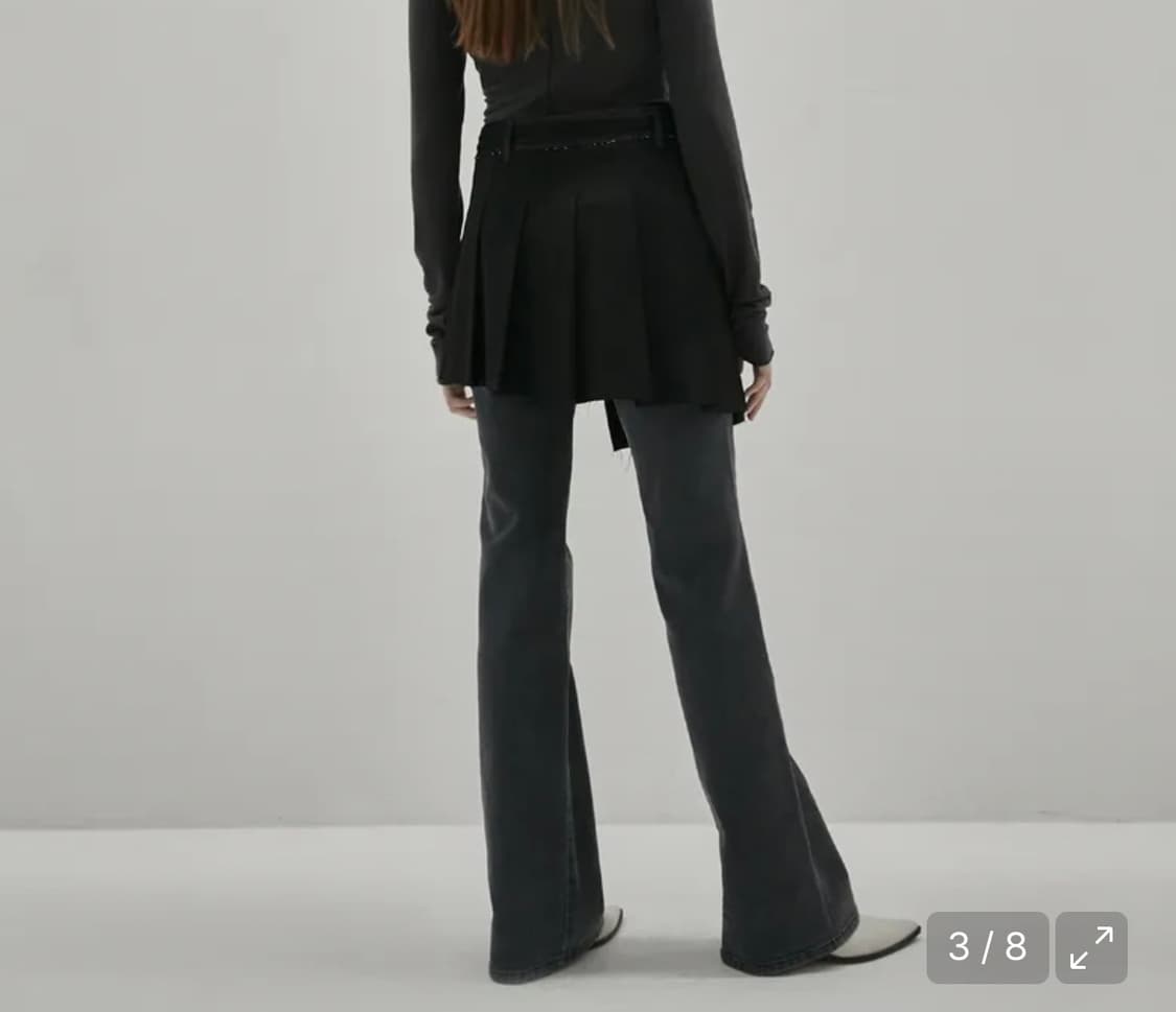 인사일런스 우먼 컷오프 플리츠 스커트 블랙 상품이미지2