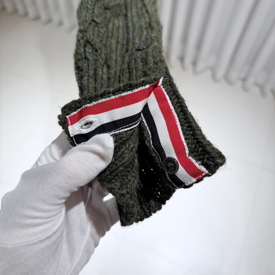 (A+/5) / 톰브라운 아란 사선완장 케이블 니트 다크 그린 상품이미지2