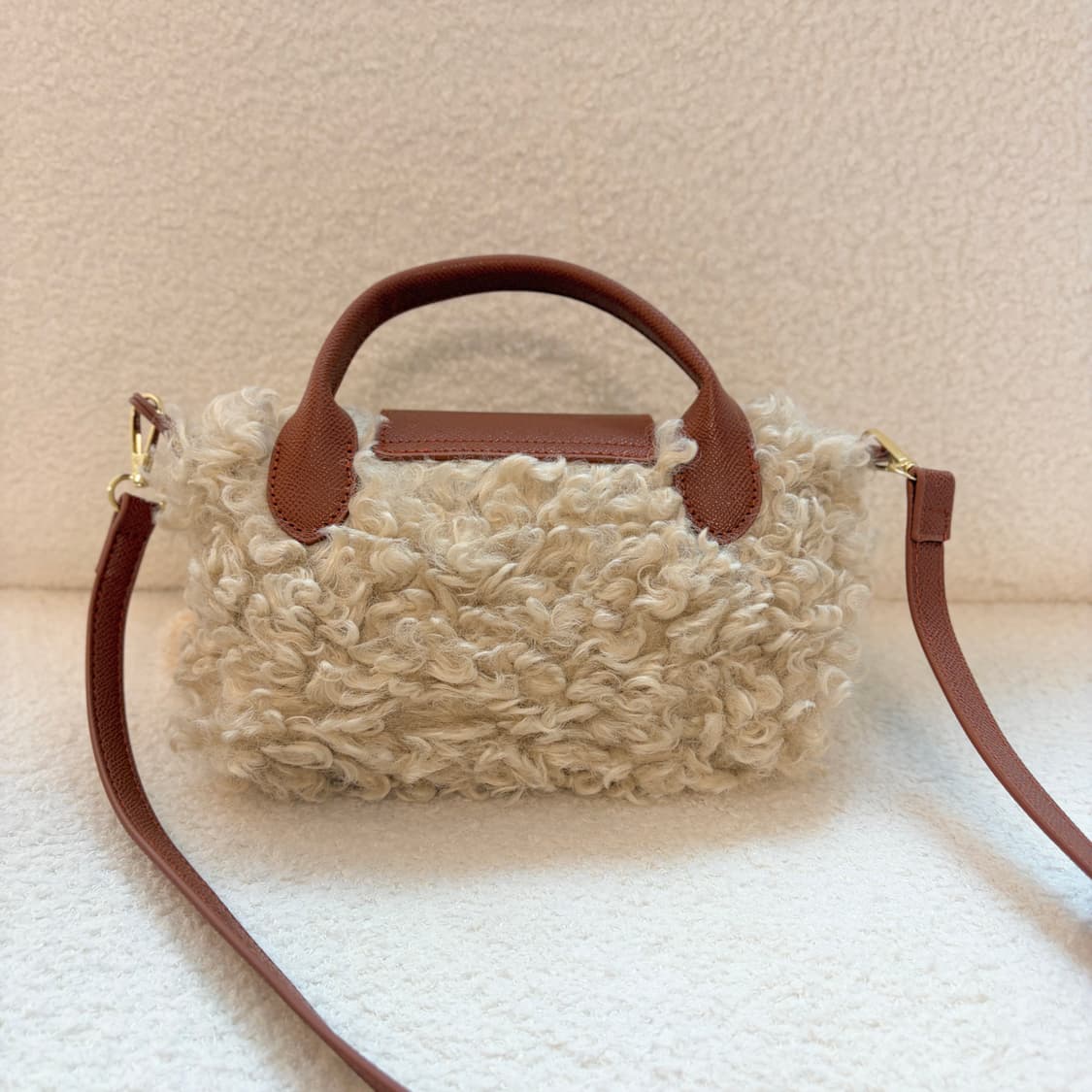 새상품 뽀글이 양털 미니 토트백 상품이미지5