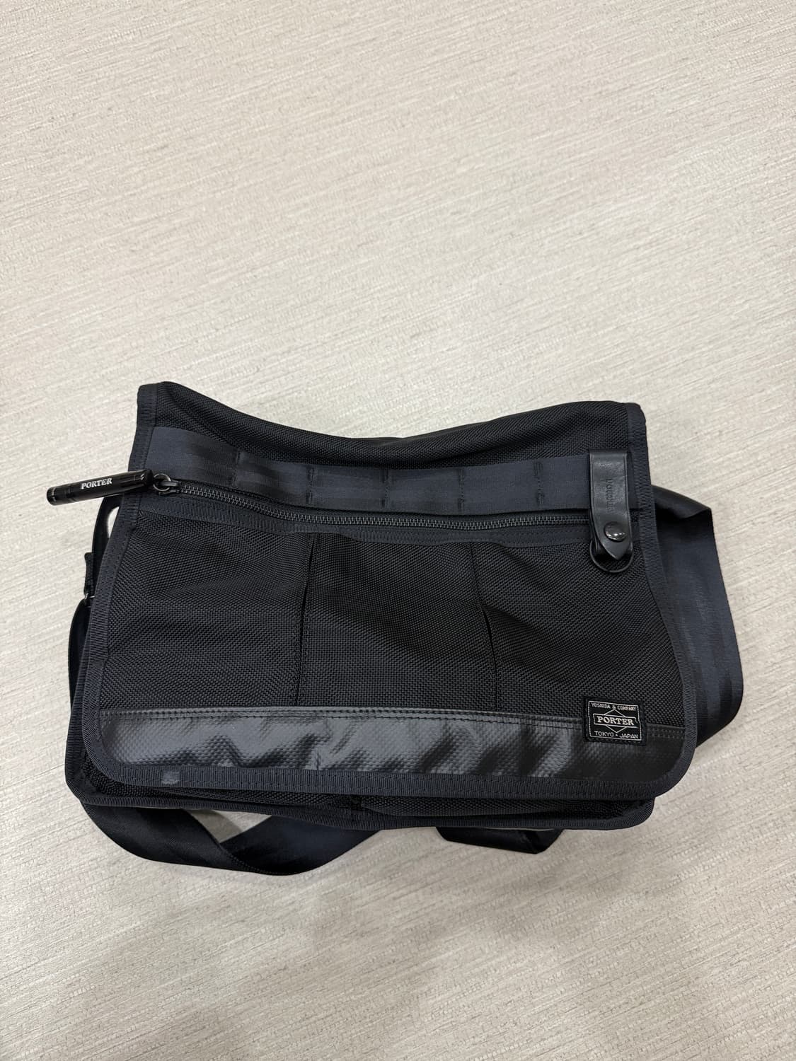 포터 히트 숄더백 상품이미지1