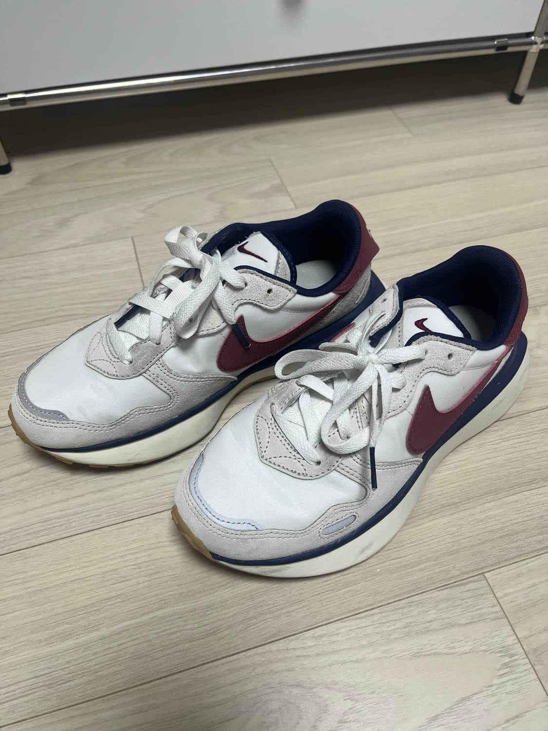 [나이키]피닉스 와플 운동화 240mm 상품이미지1