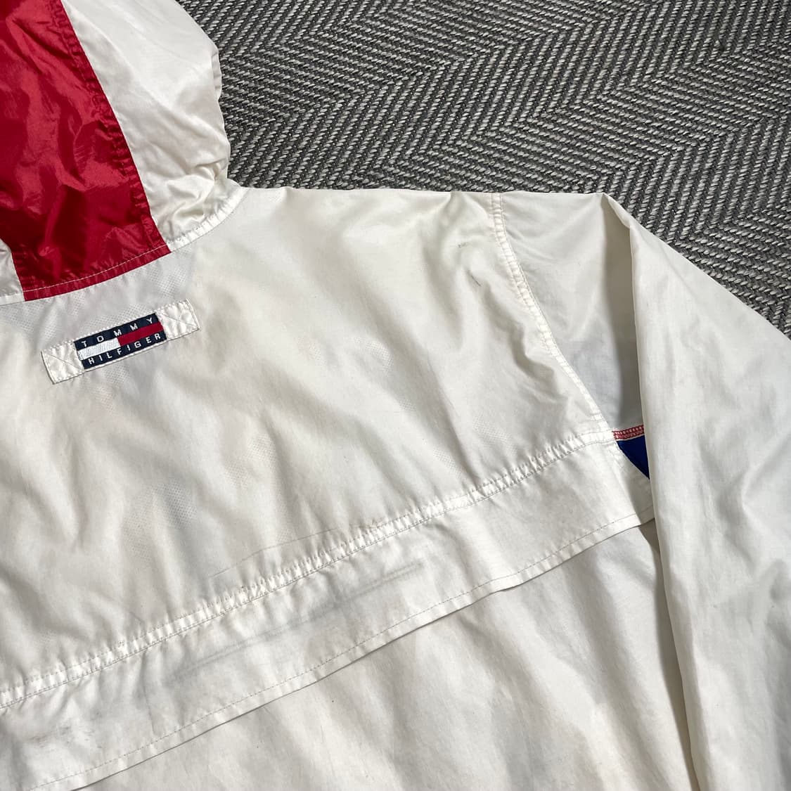 00s 타미힐피거 스펠아웃 빅로고 바람막이o 5013 상품이미지8