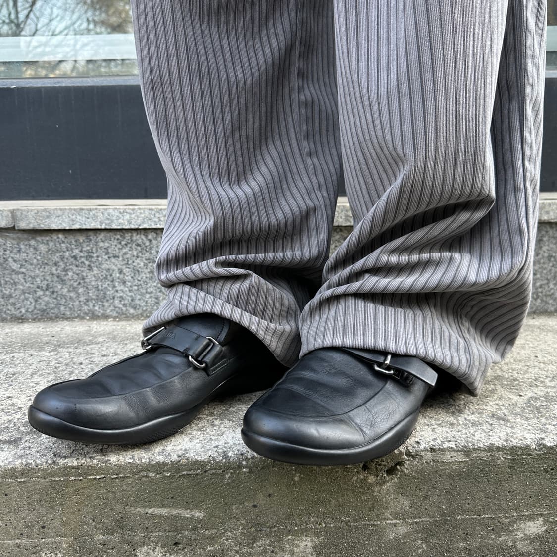 00s 레어 블랙 프라다 스포츠 버클 로퍼 상품이미지7