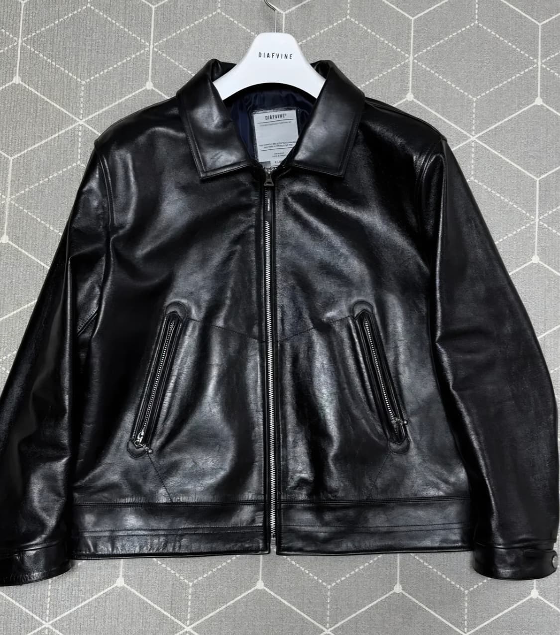 디아프바인 dv.700. Lot 카프스킨 XL 상품이미지1