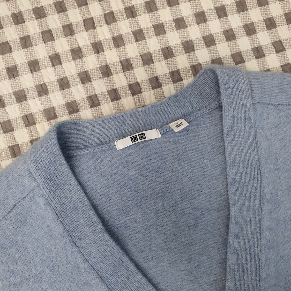 유니클로 울100 브이넥 가디건 남자95 상품이미지2