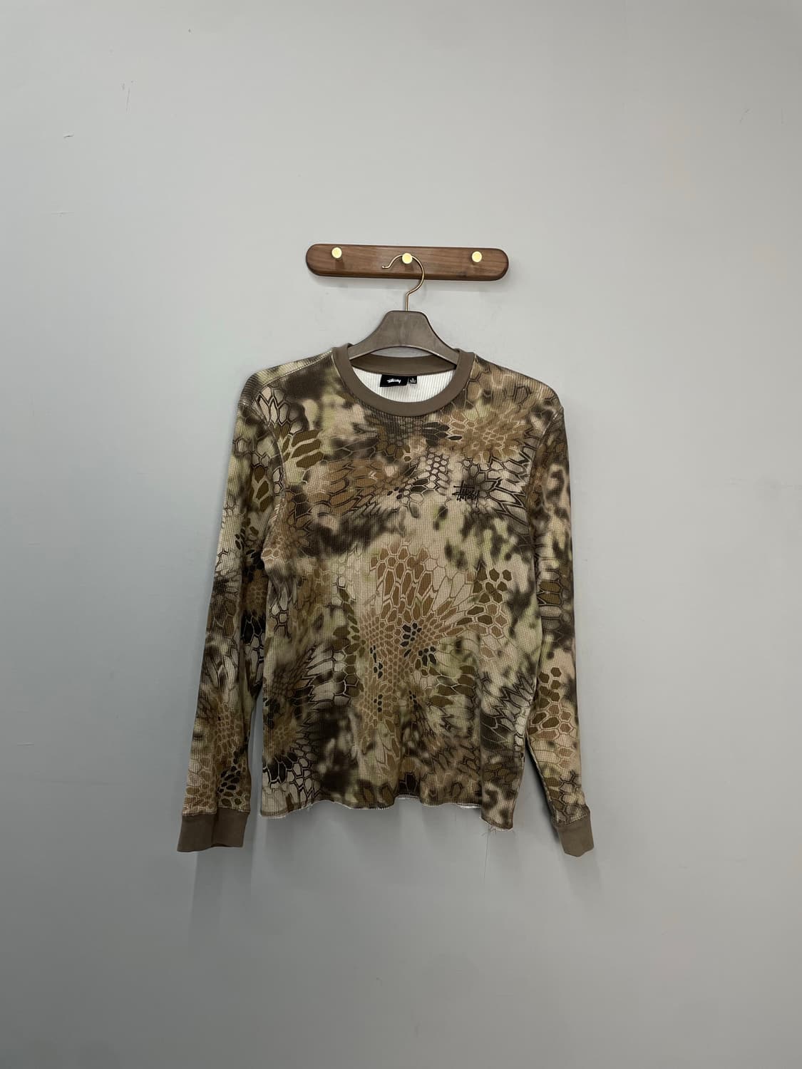 스투시 크립텍 카모 롱 슬리브 써멀 하이랜더 H1528 상품이미지2