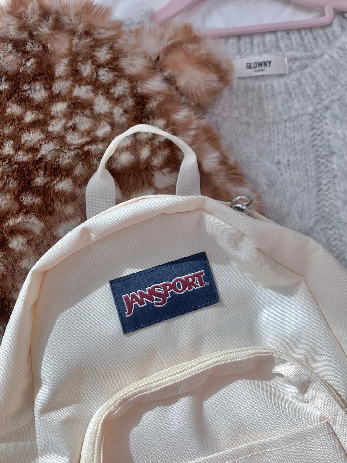 새상품 잔스포츠 하프 파인트 코코넛 크림 컬러 백팩 상품이미지3