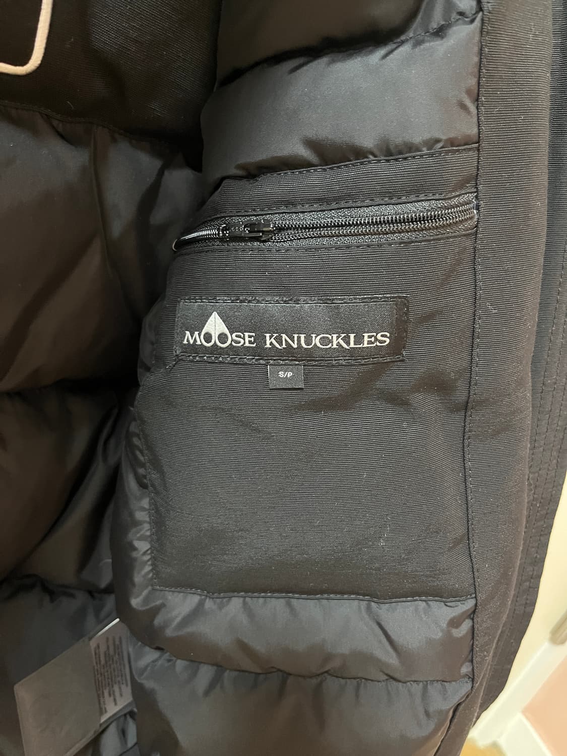 무스너클 블랙 패딩 상품이미지5