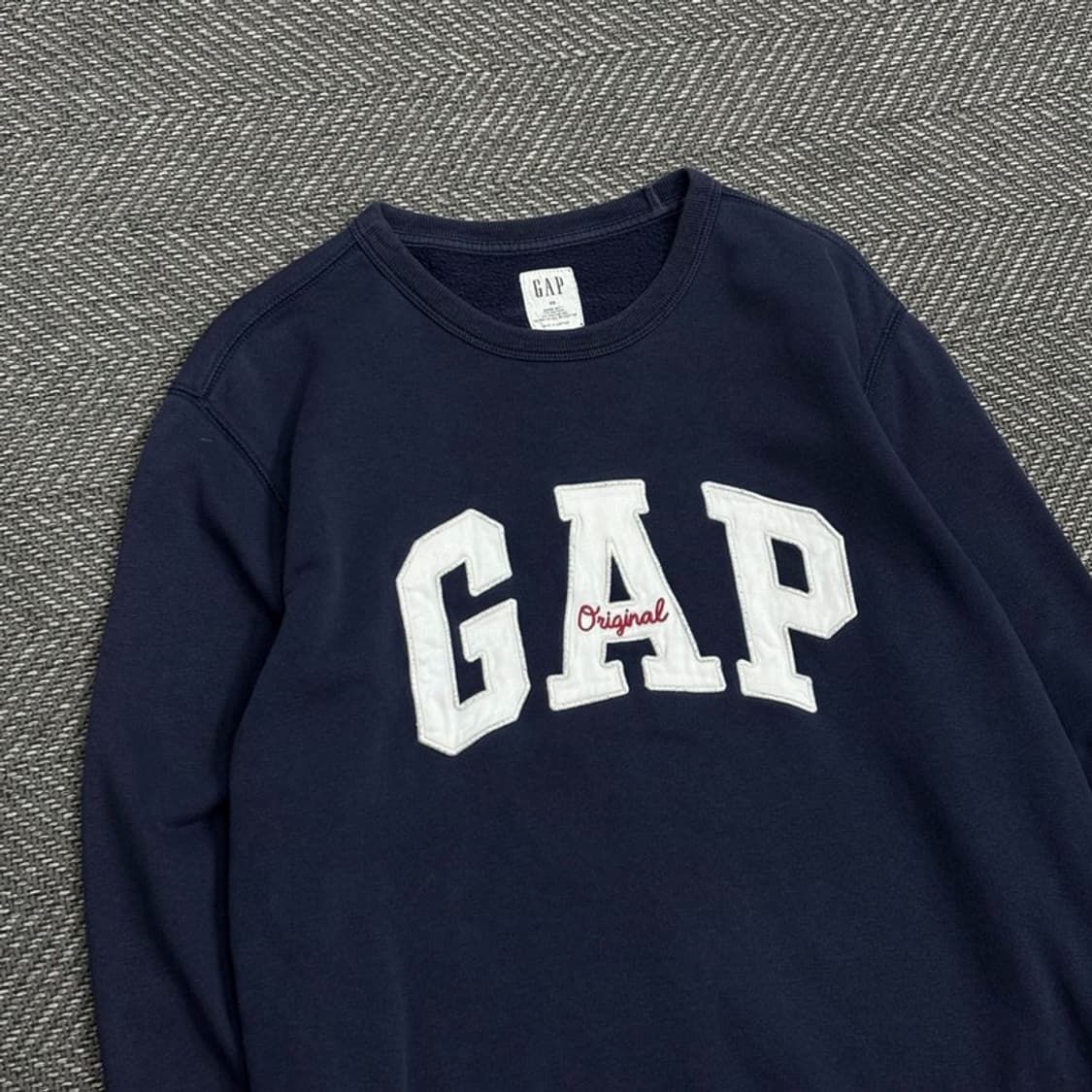 GAP  자수 패치 맨투맨 V0518 상품이미지3