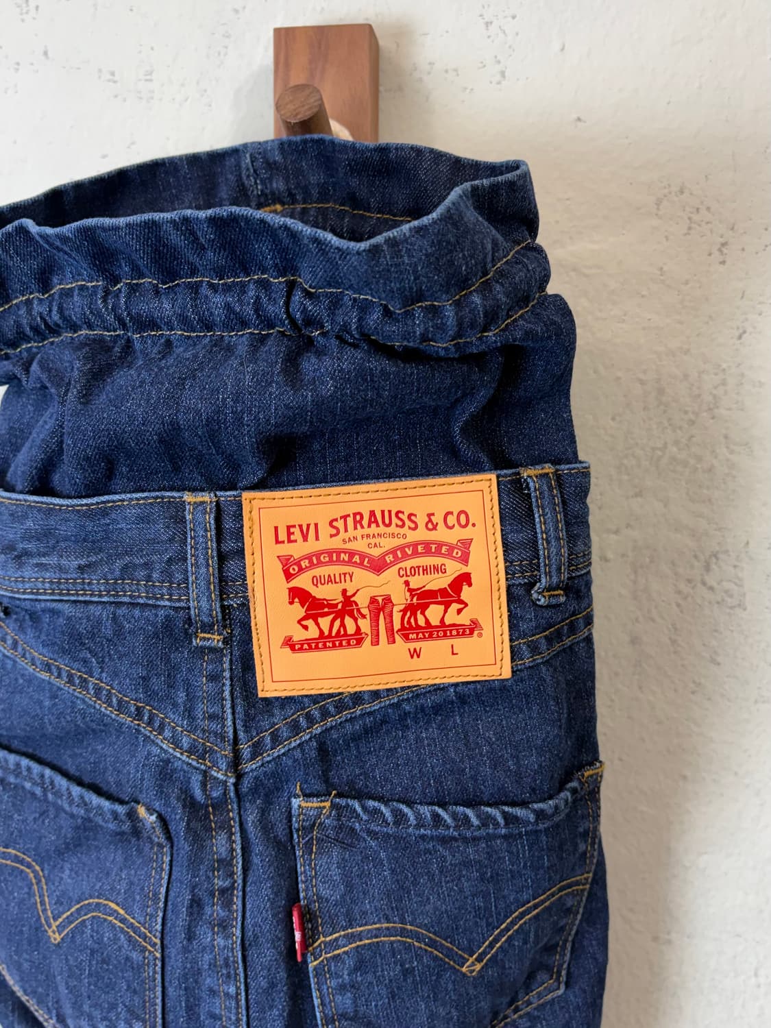 리바이스 리메이크 데님 짐색 상품이미지3