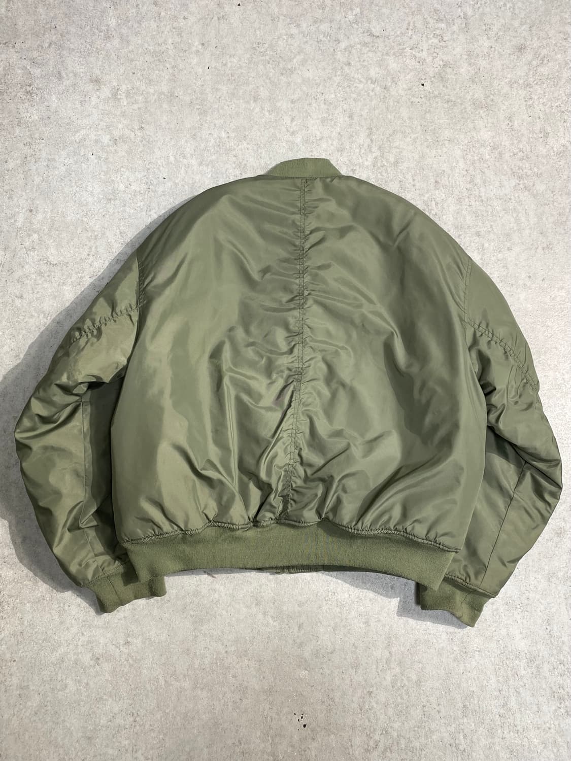 [L] The Knit Company 더니트컴퍼니 카키 MA-1 상품이미지7