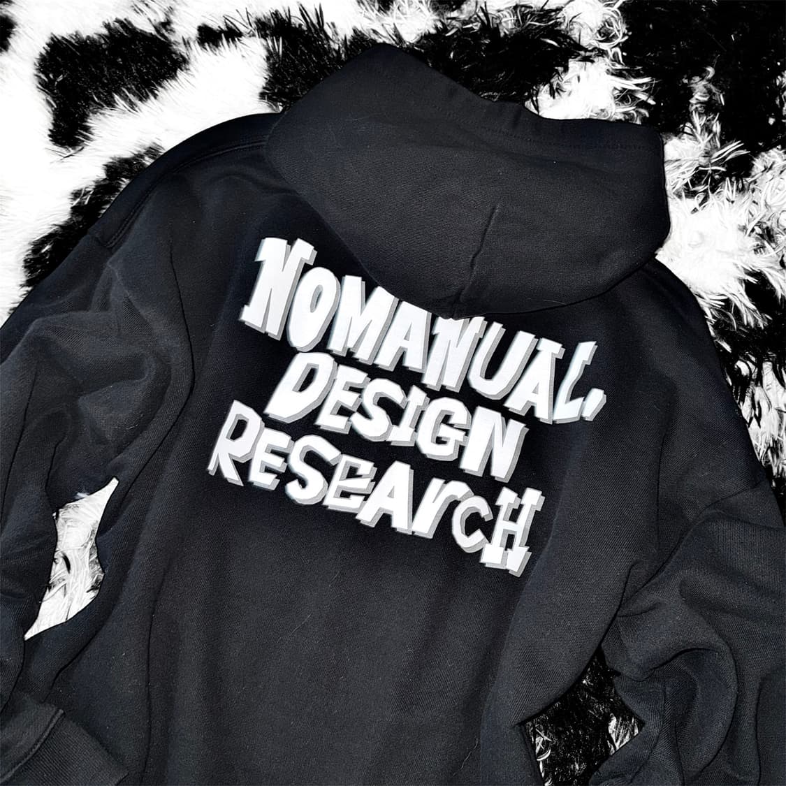 NOMANUAL 두들 로고 후드 티셔츠 상품이미지1