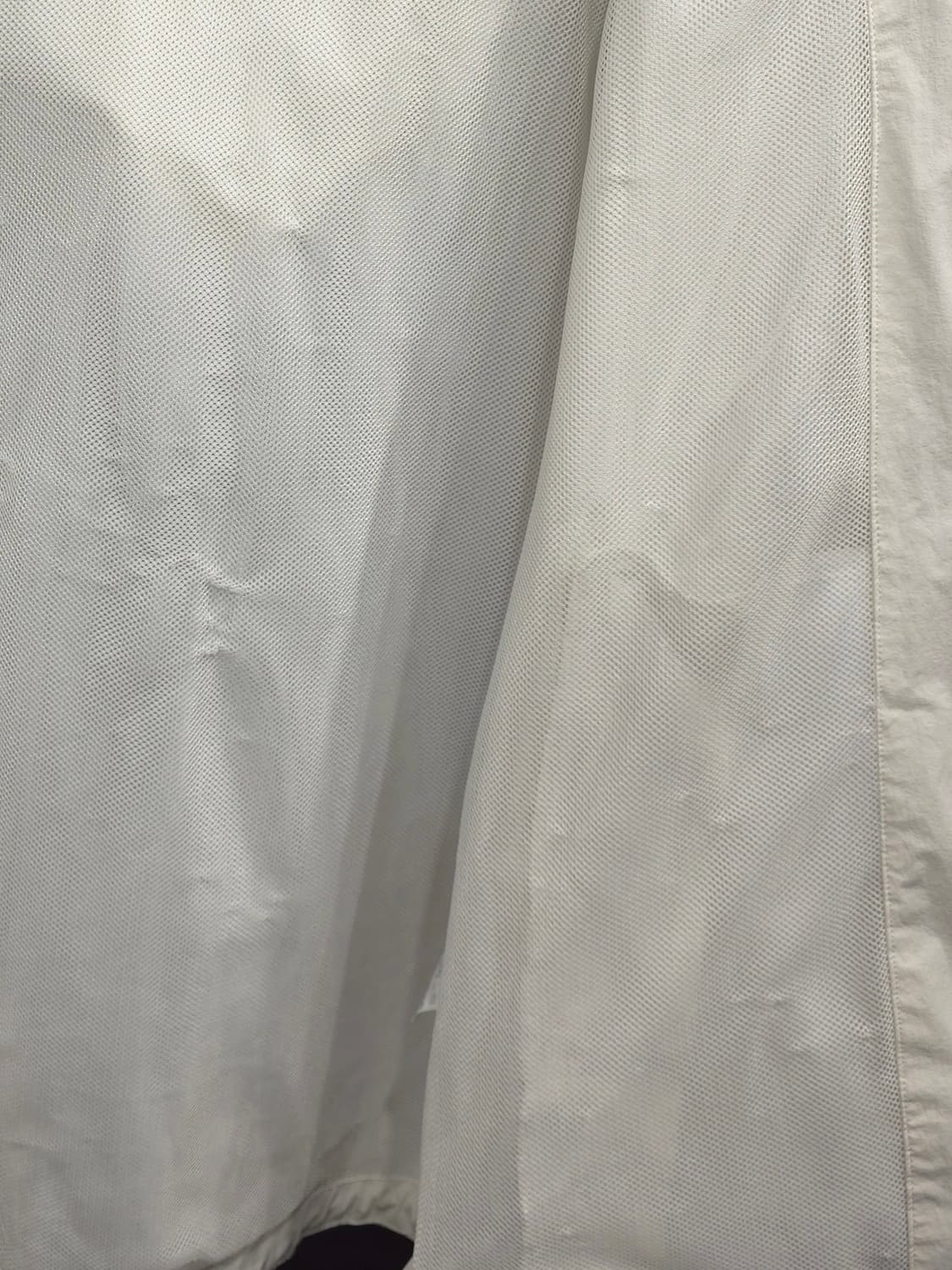 디스커버리 여성 로고테잎 바람막이 자켓 95(100) 상품이미지4