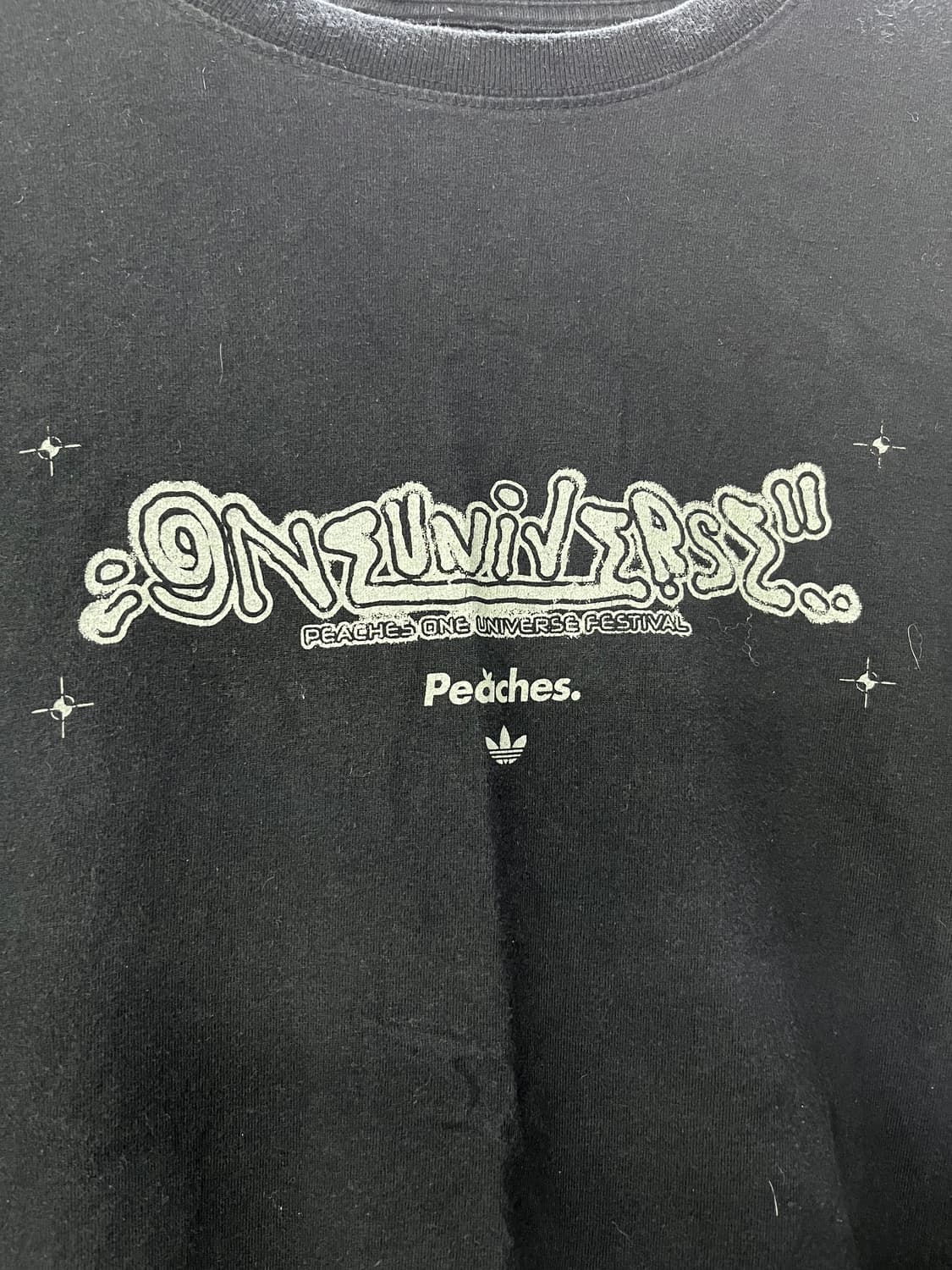 아디다스 X 피치스 콜라보 원유니버스 반팔 티셔츠 상품이미지2