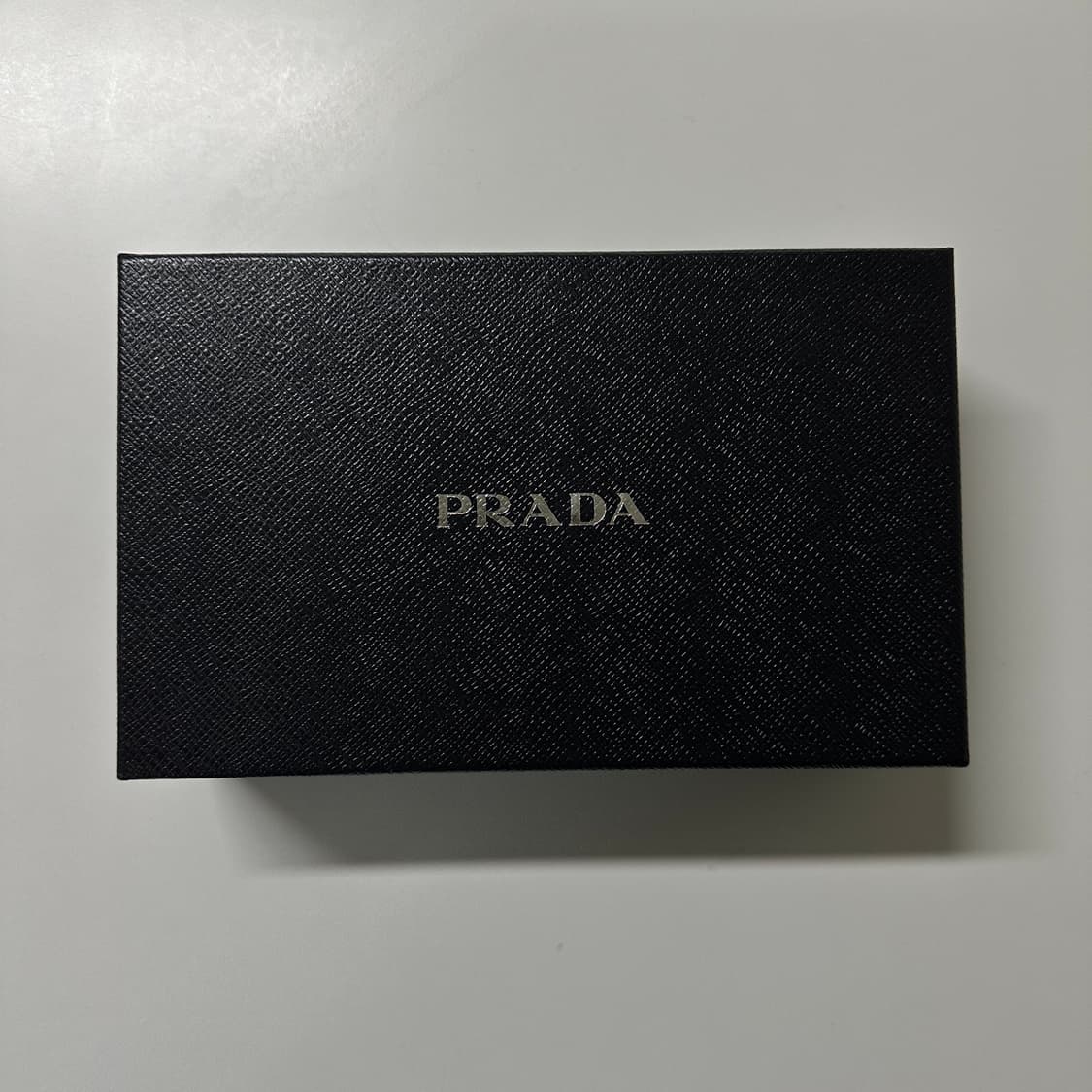 프라다 리나일론 앤 사파이노 레더 스마트폰 케이스 크로스백 상품이미지4