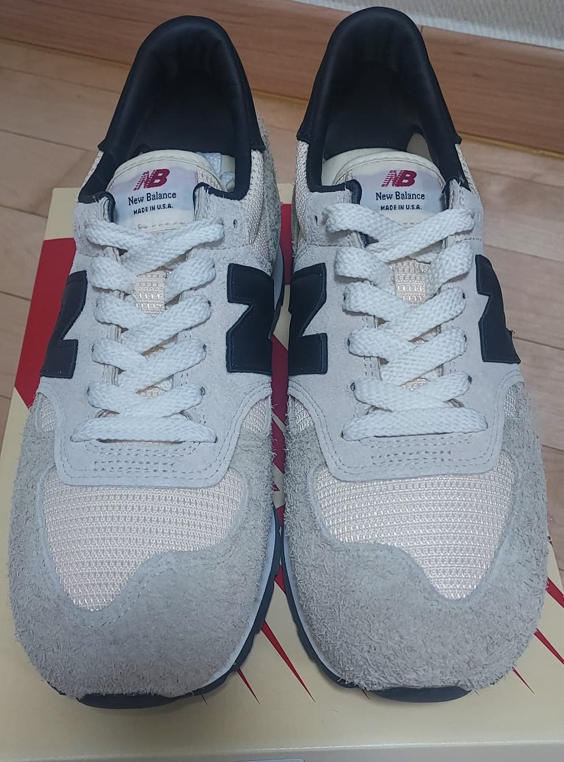 (275)뉴발란스 990V1 마카다미아 넛  상품이미지1