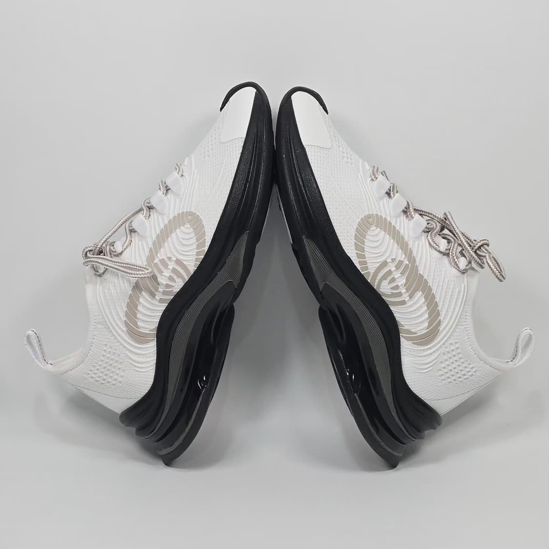 구찌 런 스니커즈 ( 220 ) 상품이미지4