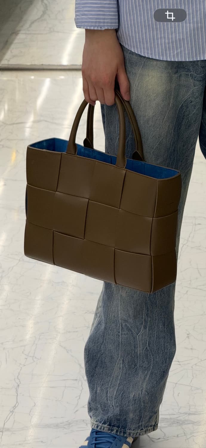 보테가베네타 아르코 미디움 토트/ 스트랩 상품이미지1