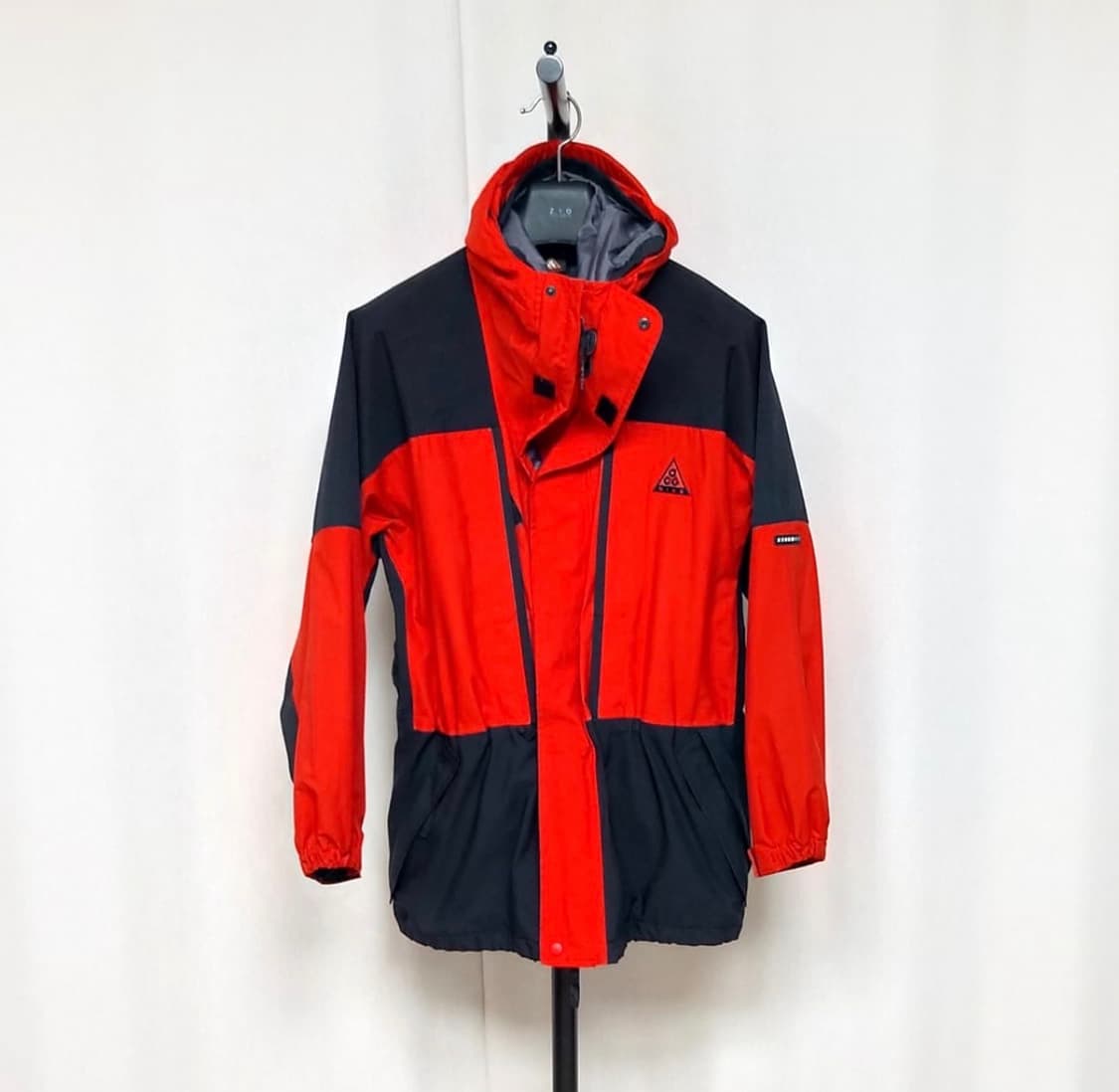 나이키 ACG 올드스쿨 스톰핏 상품이미지1