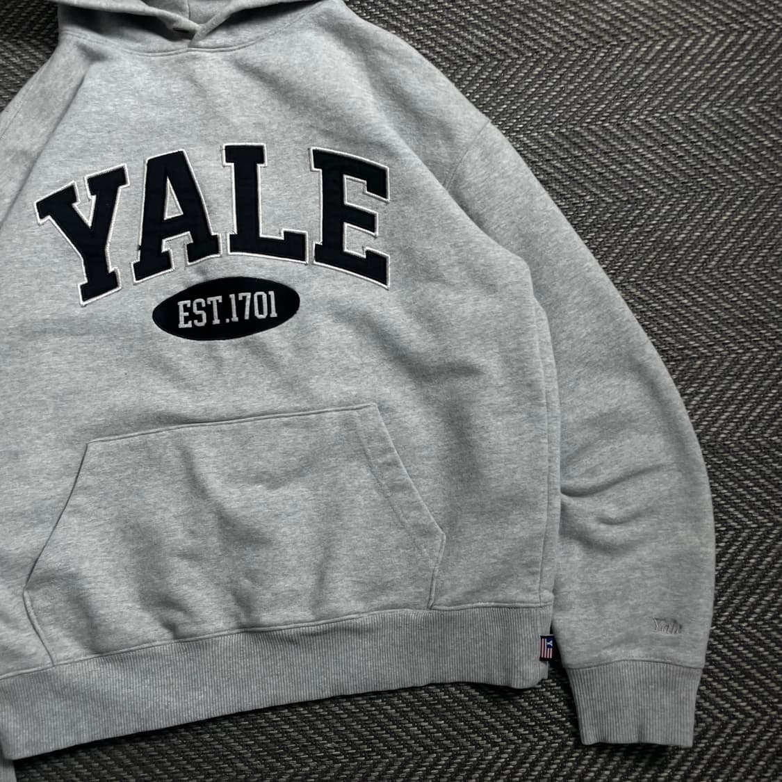 예일 아치로고 그레이 후드 티셔츠y 4375 상품이미지3
