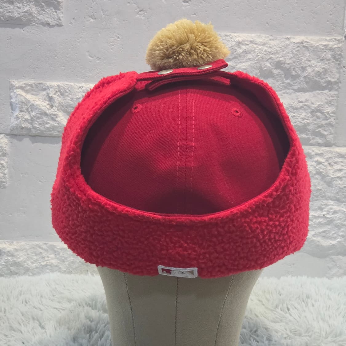 L9-2:뉴에라 59FIFTY 신시내티 레즈 윈터이어플랩 볼캡 7 3/8 상품이미지7