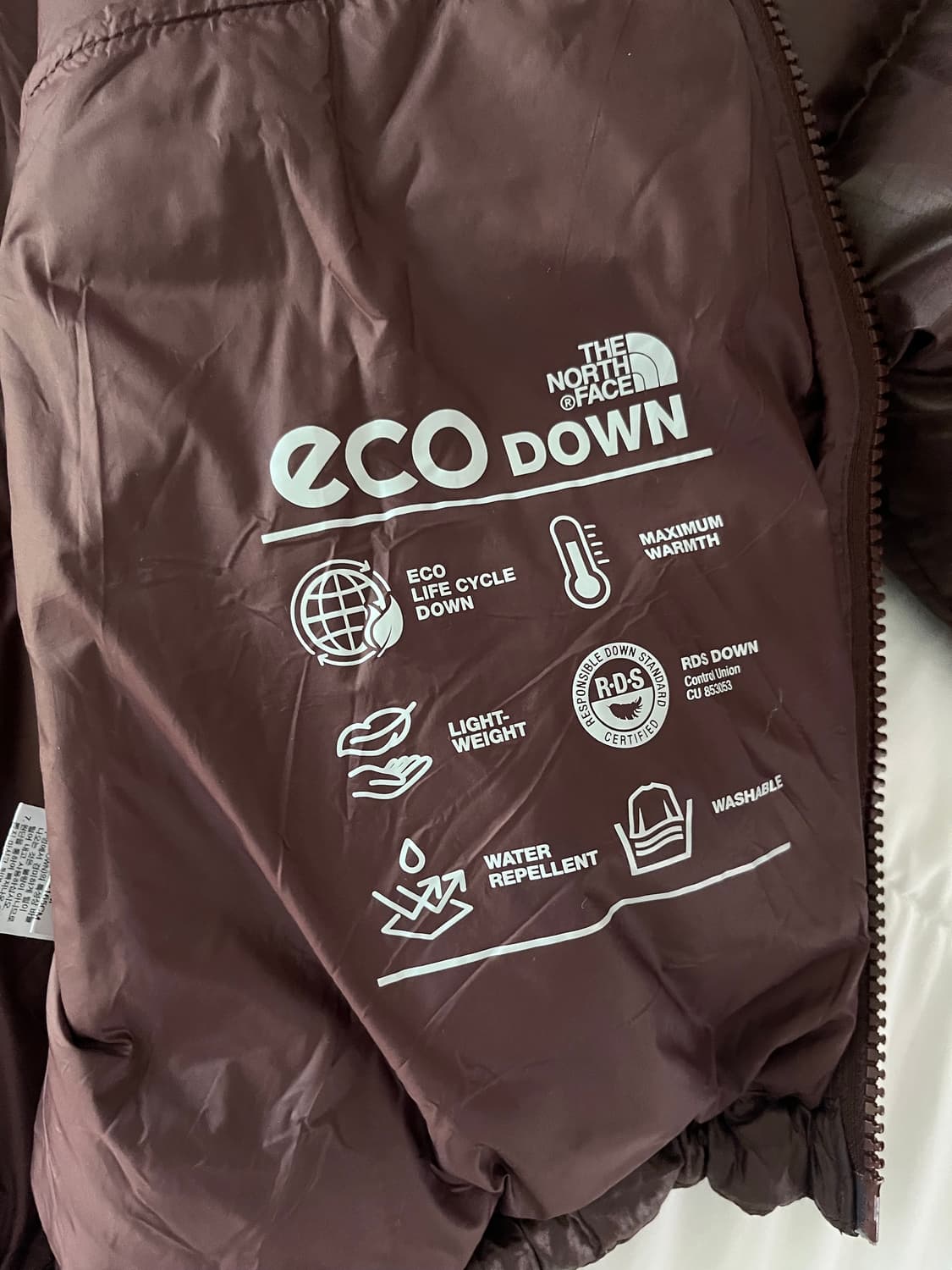 노스페이스 라벨 노벨티 눕시 브라운패딩 상품이미지3