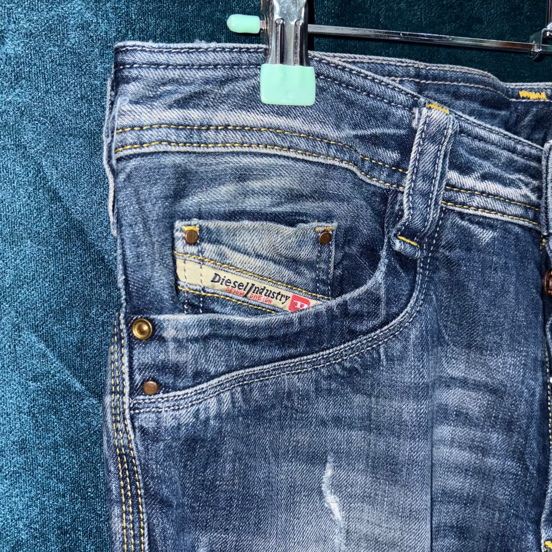 (33) 디젤 티멘 워싱 데미지 데님 팬츠 상품이미지4
