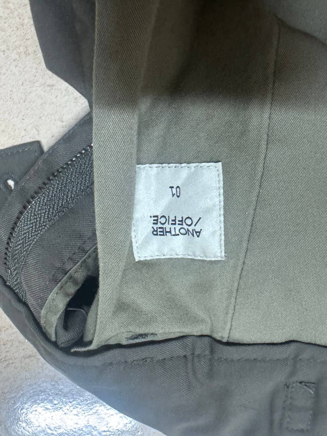 어나더오피스 산티아고 슬랙스 올리브그레이 22ss시즌 1사이즈 상품이미지4