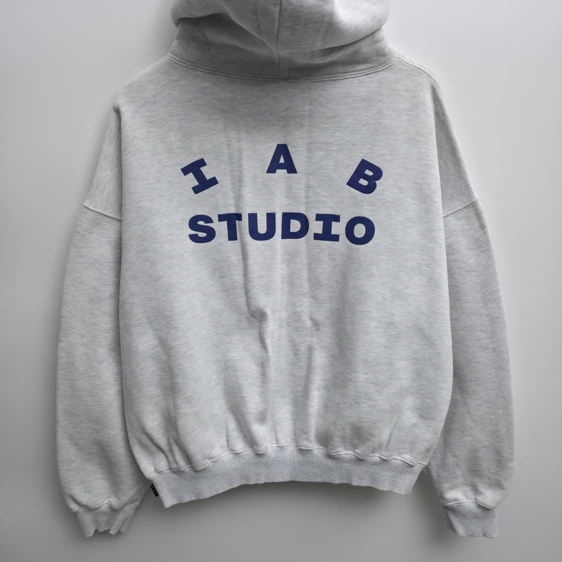 [XL] IAB Studio 아이엡 스튜디오 후드티 상품이미지1